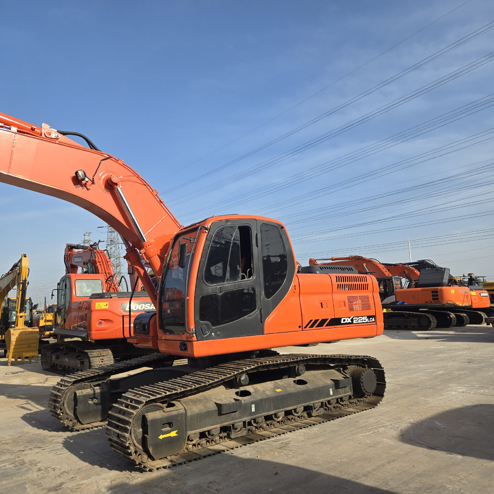 DOOSAN DX225LCA - Escavadora de rastos: foto 3 DOOSAN DX225LCA - Escavadora de rastos: foto 3