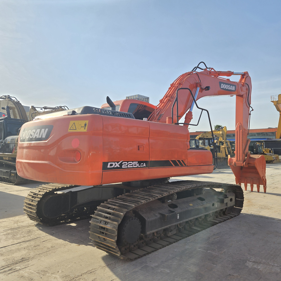 DOOSAN DX225LCA - Escavadora de rastos: foto 5 DOOSAN DX225LCA - Escavadora de rastos: foto 5