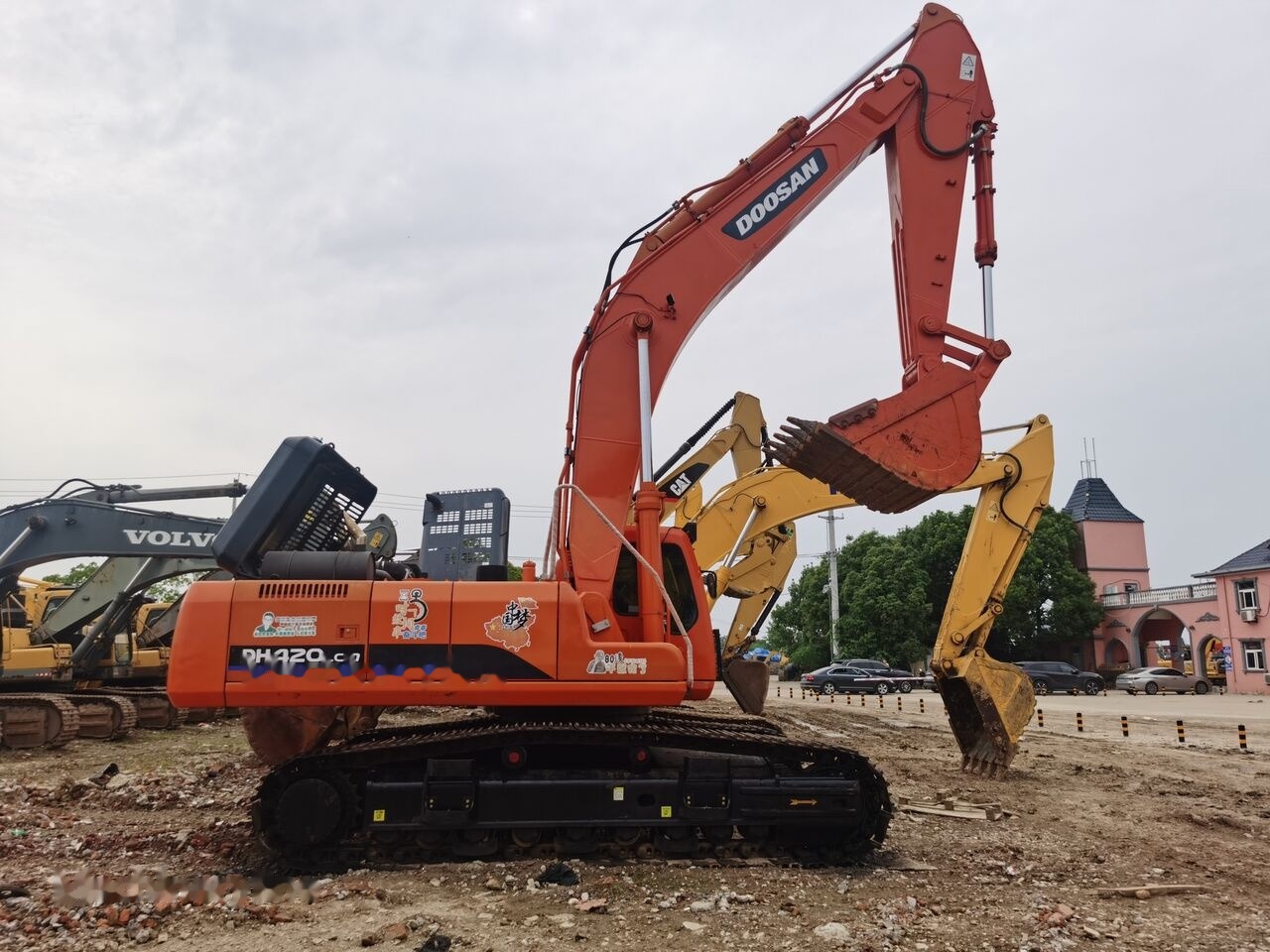 Doosan DH420-7 - Escavadora de rastos: foto 2 Doosan DH420-7 - Escavadora de rastos: foto 2