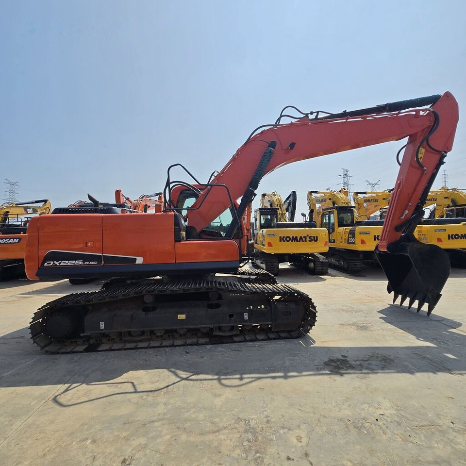 Doosan DX225 - Escavadora de rastos: foto 2 Doosan DX225 - Escavadora de rastos: foto 2