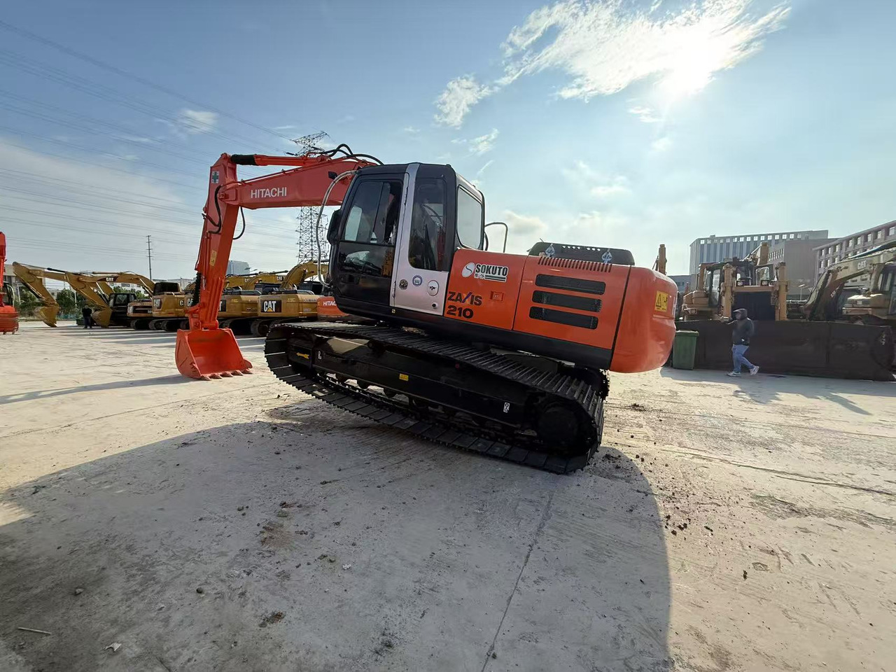 HITACHI ZX210 - Escavadora de rastos: foto 3 HITACHI ZX210 - Escavadora de rastos: foto 3