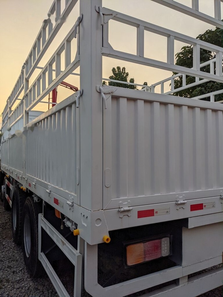 Howo 375 - Camião de caixa aberta/ Plataforma: foto 5 Howo 375 - Camião de caixa aberta/ Plataforma: foto 5