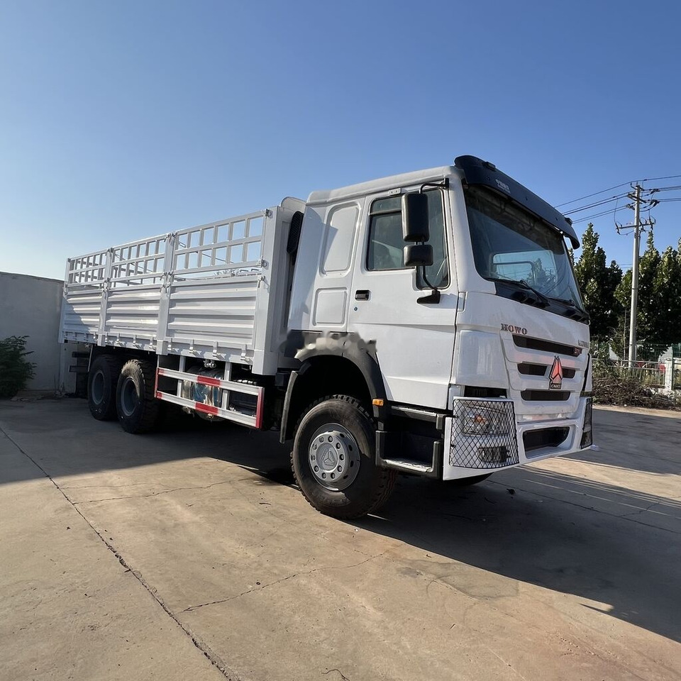 Howo 6*4 flatbed truck - Camião de caixa aberta/ Plataforma: foto 4 Howo 6*4 flatbed truck - Camião de caixa aberta/ Plataforma: foto 4