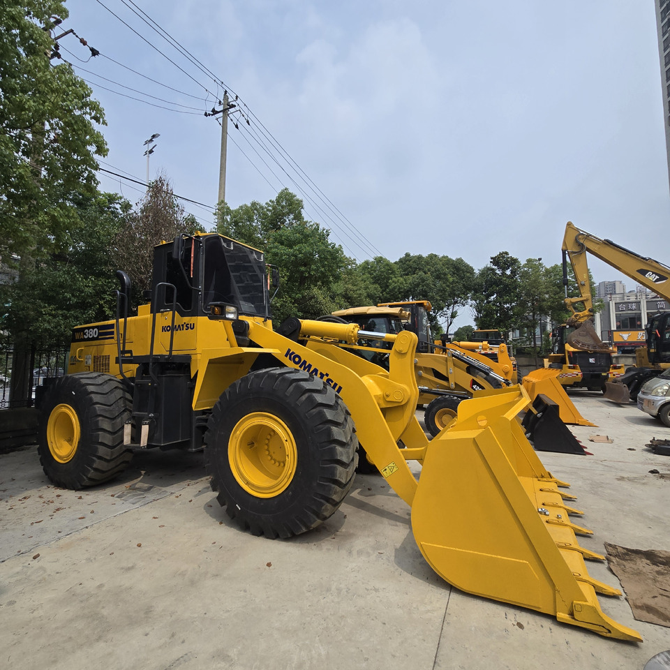 KOMATSU WA380 - Carregadeira de rodas: foto 3 KOMATSU WA380 - Carregadeira de rodas: foto 3