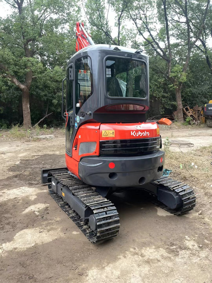KUBOTA U35 - Mini escavadeira: foto 2 KUBOTA U35 - Mini escavadeira: foto 2