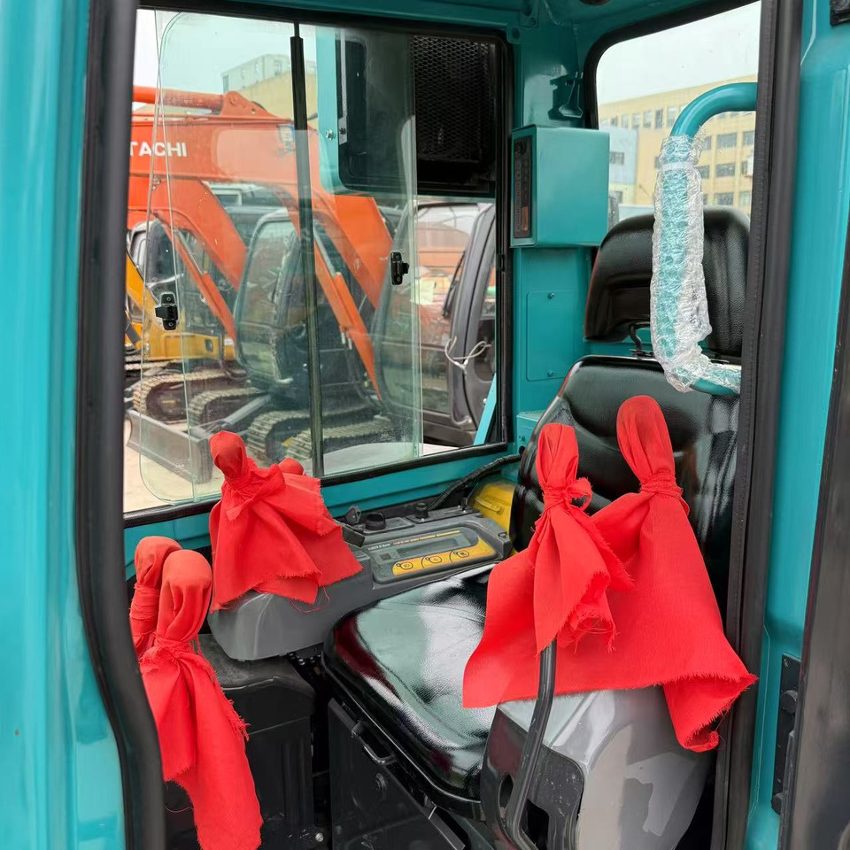 Mini escavadeira KUBOTA U35: foto 6