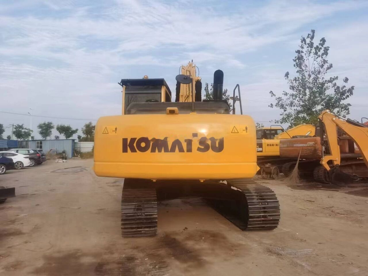 Komatsu PC200-8 - Escavadora de rastos: foto 1 Komatsu PC200-8 - Escavadora de rastos: foto 1