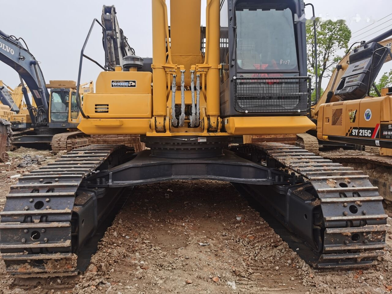 Komatsu PC450-8 - Escavadora de rastos: foto 1 Komatsu PC450-8 - Escavadora de rastos: foto 1