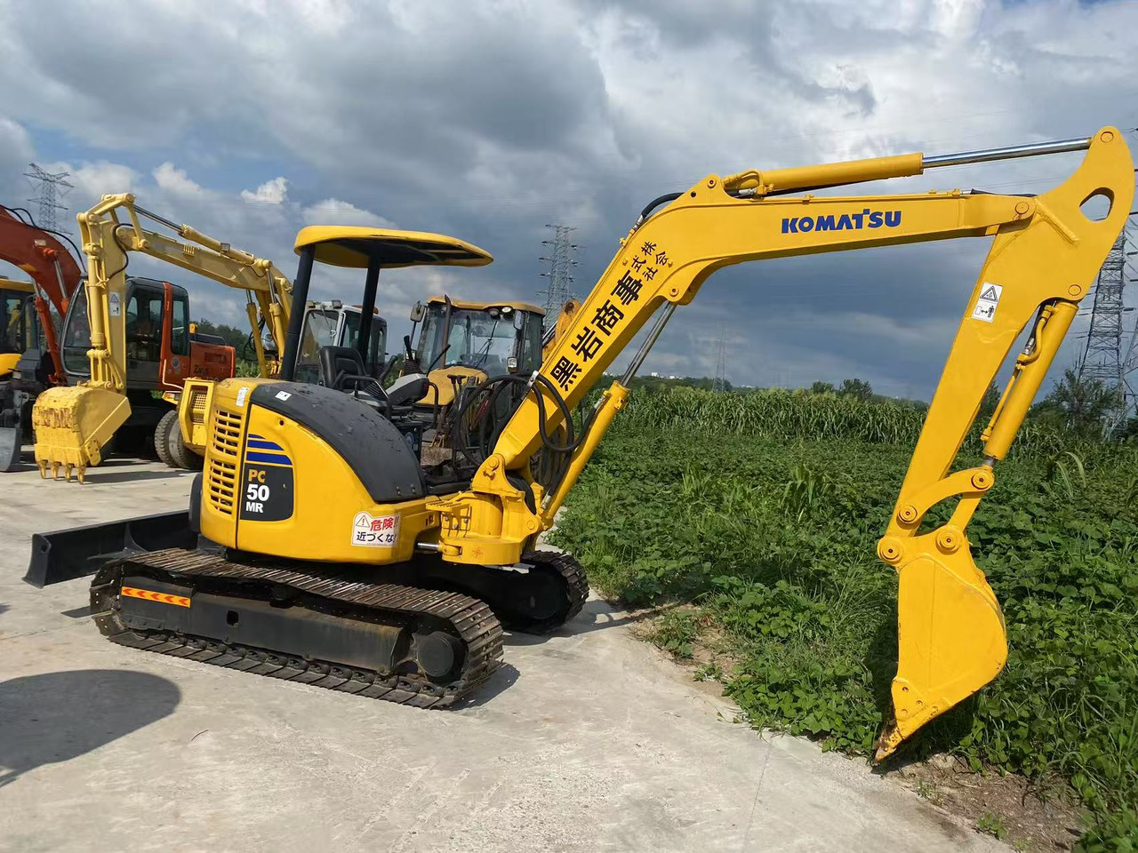 Komatsu PC50MR - Mini escavadeira: foto 3 Komatsu PC50MR - Mini escavadeira: foto 3