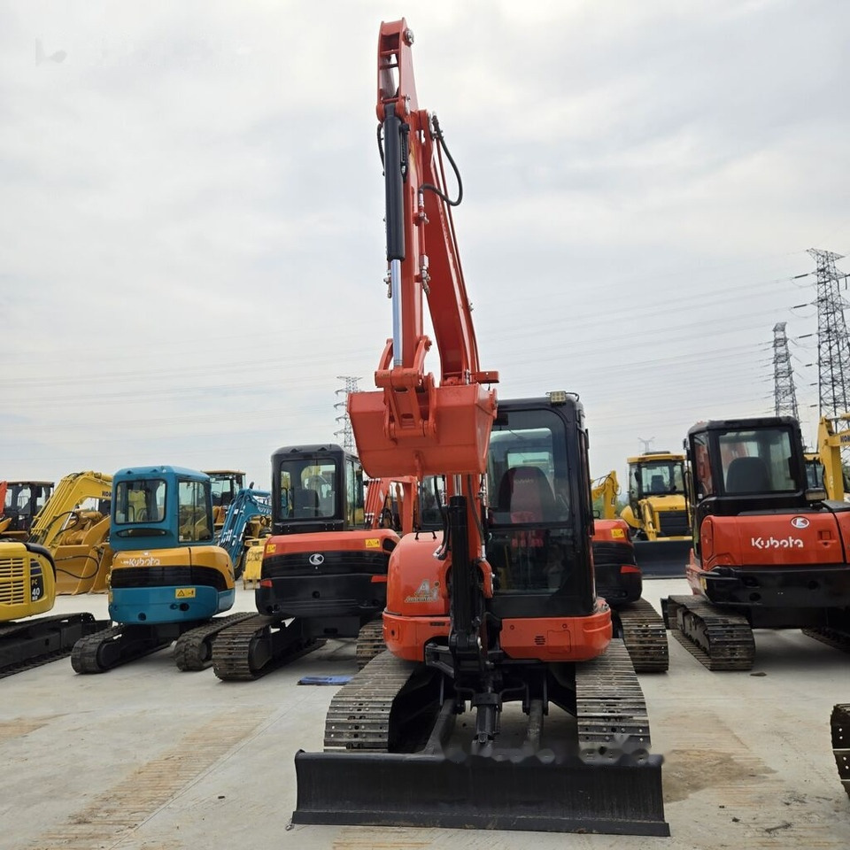 Kubota KX155 - Mini escavadeira: foto 2 Kubota KX155 - Mini escavadeira: foto 2