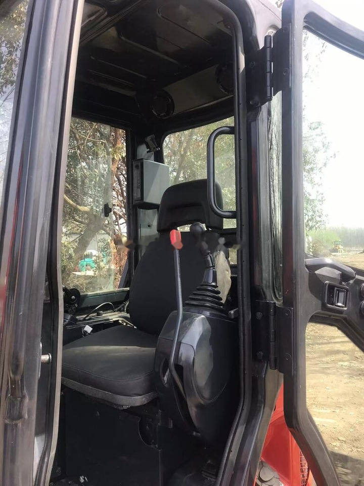 Mini escavadeira Kubota U35: foto 6