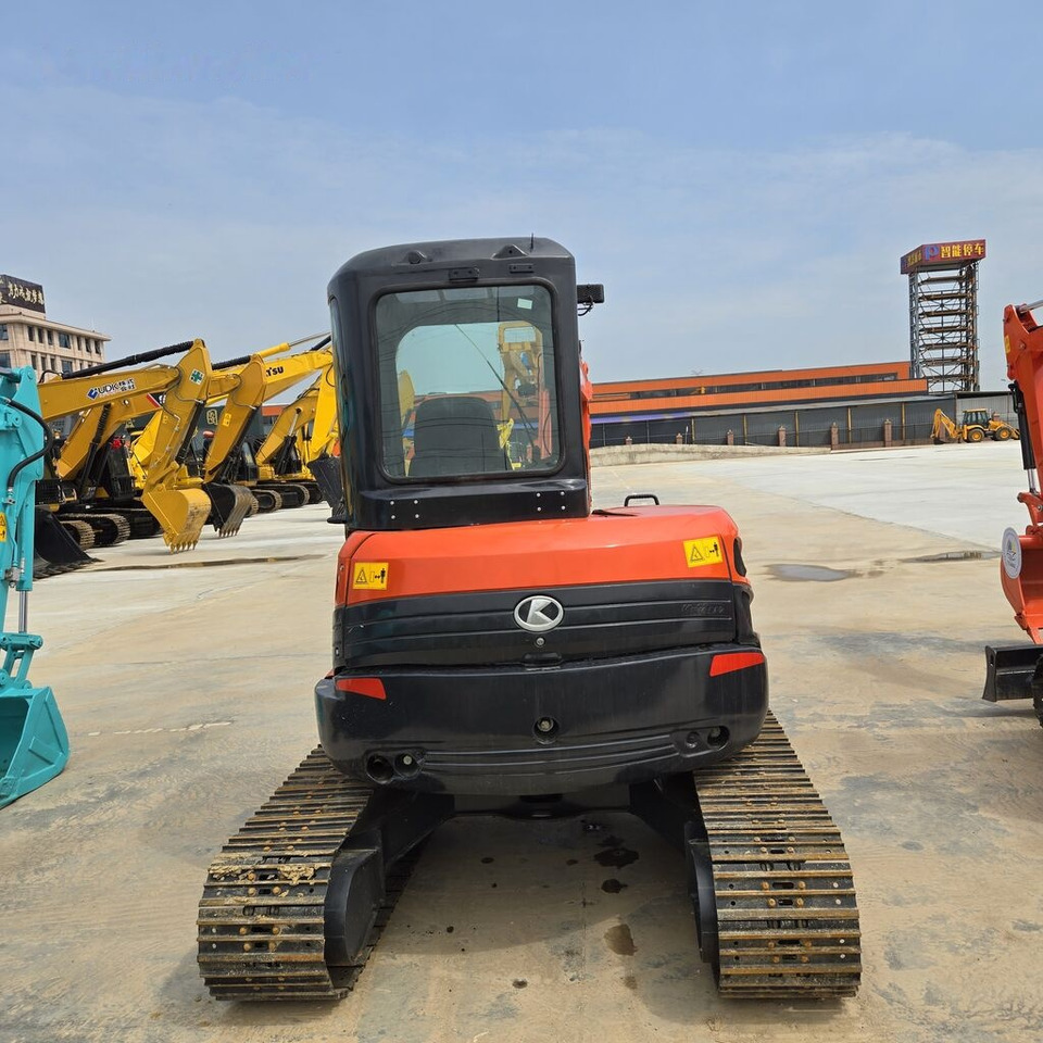 Kubota U55 - Mini escavadeira: foto 2 Kubota U55 - Mini escavadeira: foto 2