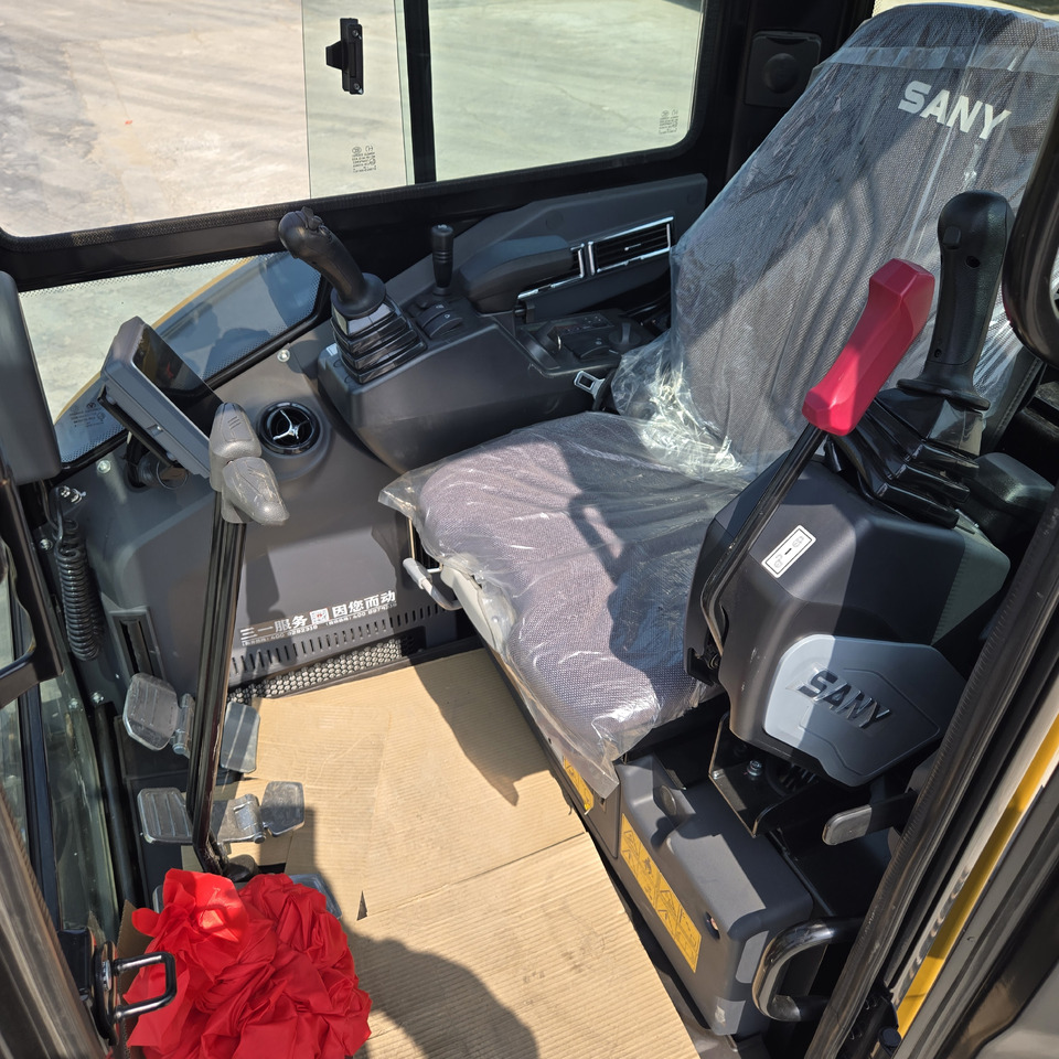 Mini escavadeira SANY SY35U: foto 10 Mini escavadeira SANY SY35U: foto 10