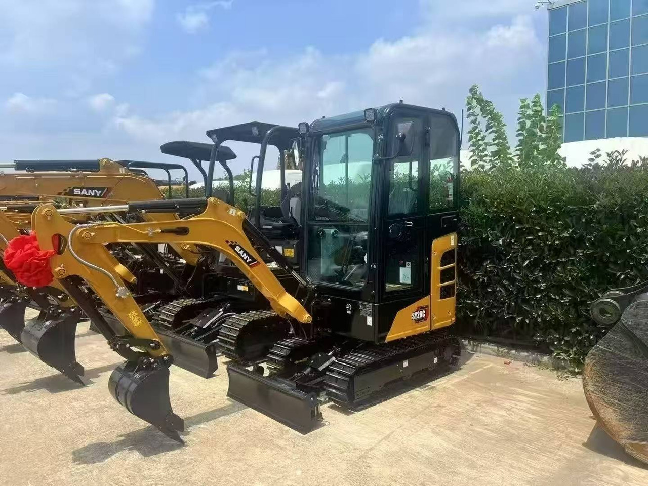 SANY SY60C - Mini escavadeira: foto 2 SANY SY60C - Mini escavadeira: foto 2