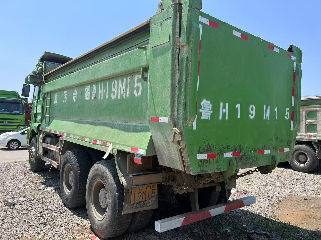 SHACMAN M3000 6x4 - Caminhão basculante: foto 5 SHACMAN M3000 6x4 - Caminhão basculante: foto 5