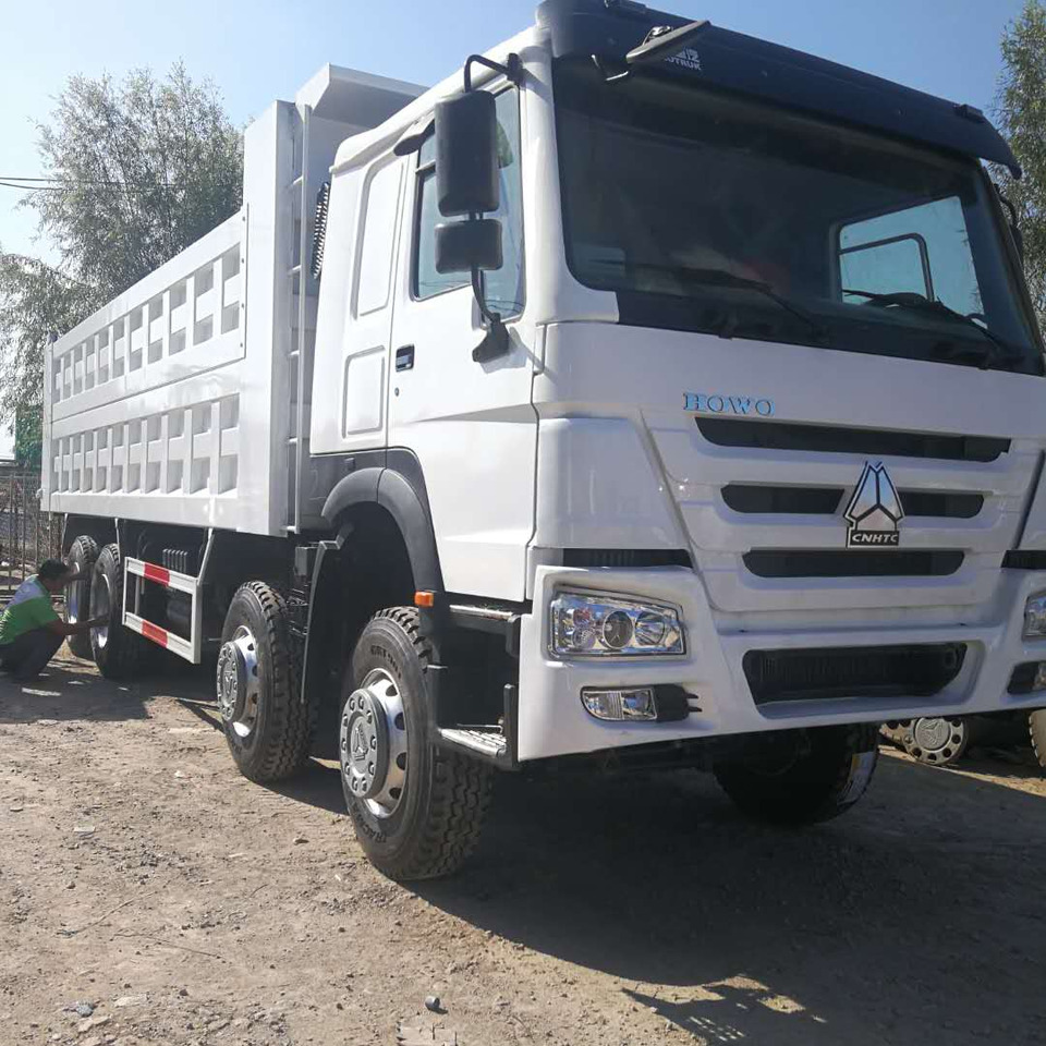 SINOTRUK HOWO - Caminhão basculante: foto 4 SINOTRUK HOWO - Caminhão basculante: foto 4