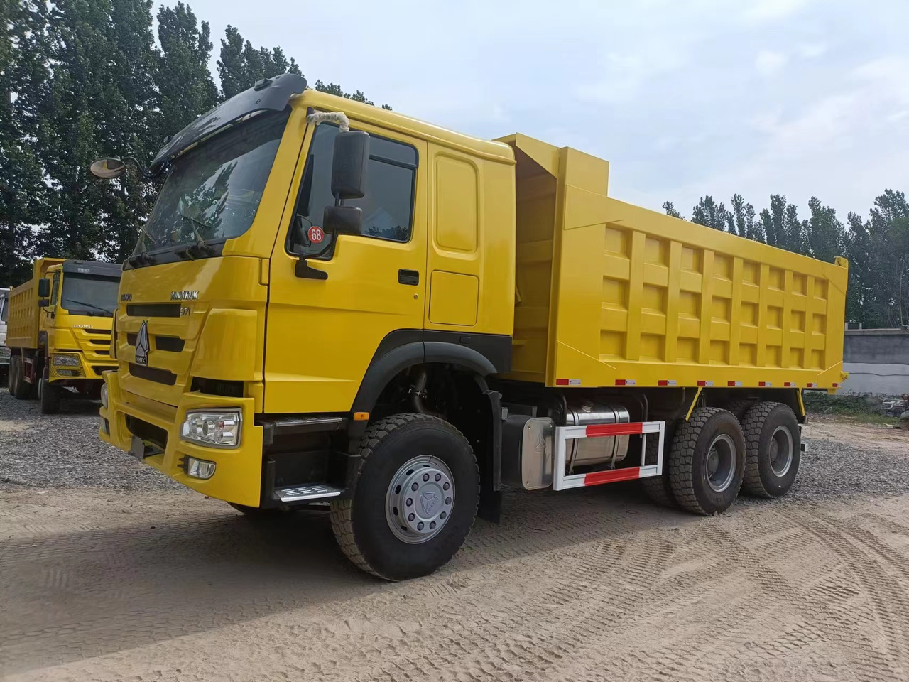 Caminhão basculante nuevo SINOTRUK HOWO: foto 10