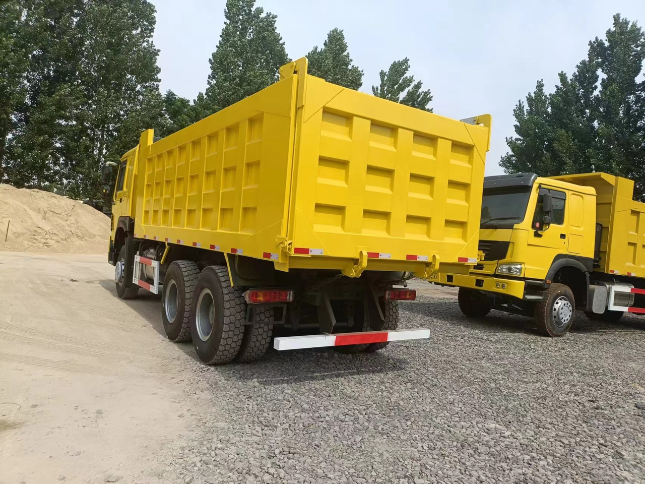 Caminhão basculante nuevo SINOTRUK HOWO: foto 8