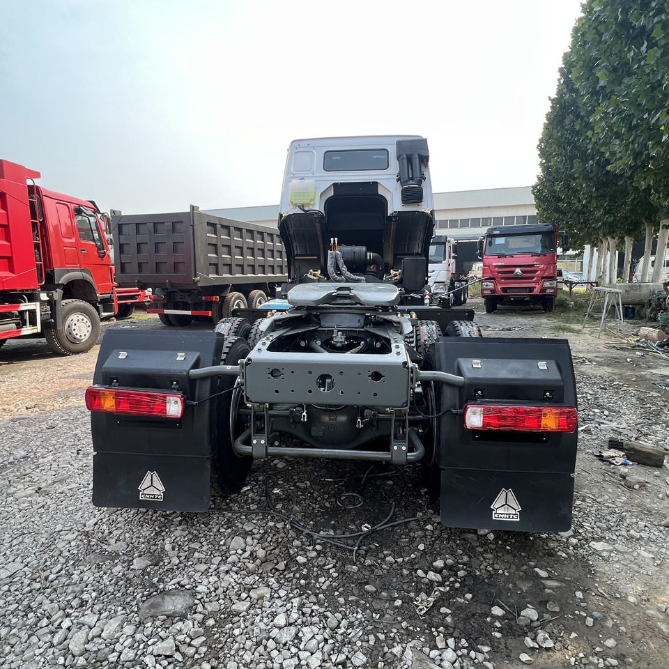 Tractor SINOTRUK HOWO tralier head: foto 7