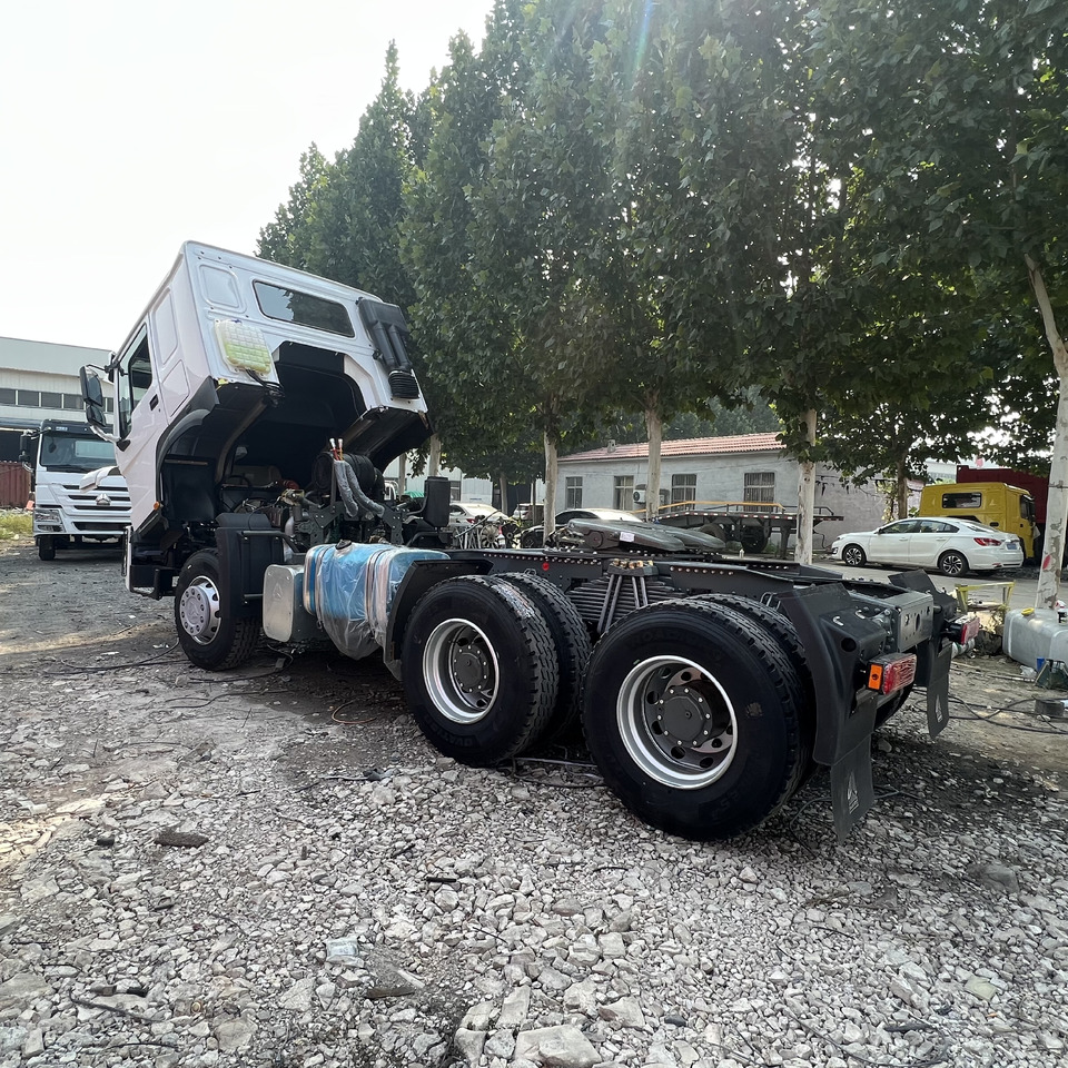 Tractor SINOTRUK HOWO tralier head: foto 8