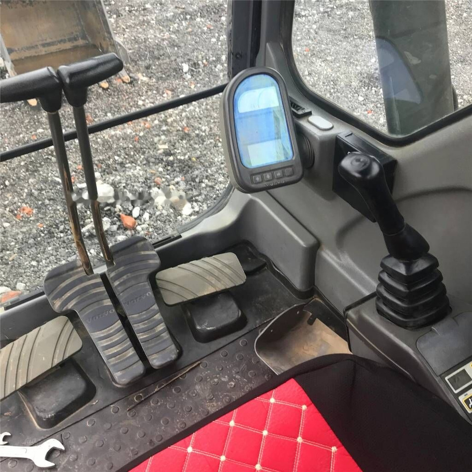 Volvo EC140B LC - Escavadora de rastos: foto 4 Volvo EC140B LC - Escavadora de rastos: foto 4