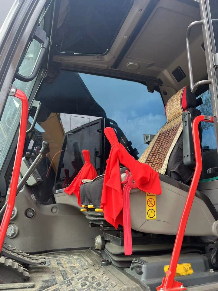 Volvo EC300D - Escavadora de rastos: foto 2 Volvo EC300D - Escavadora de rastos: foto 2