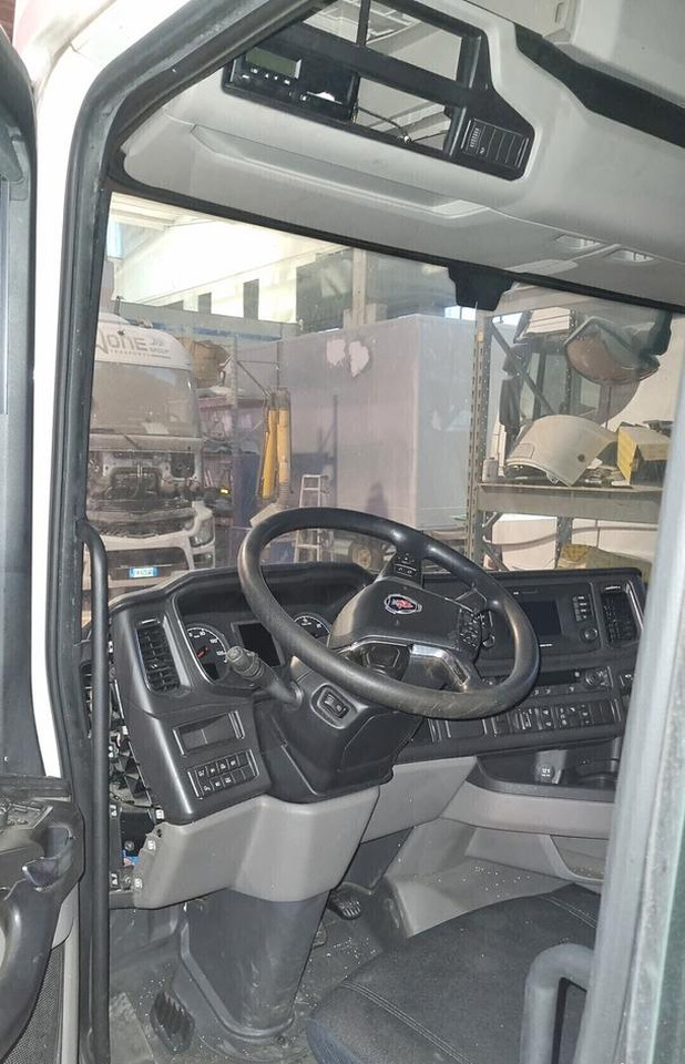 Cabina Scania NTG CR20H 2021 per R450 R550 etc. - Cabine de Caminhão: foto 5 Cabina Scania NTG CR20H 2021 per R450 R550 etc. - Cabine de Caminhão: foto 5