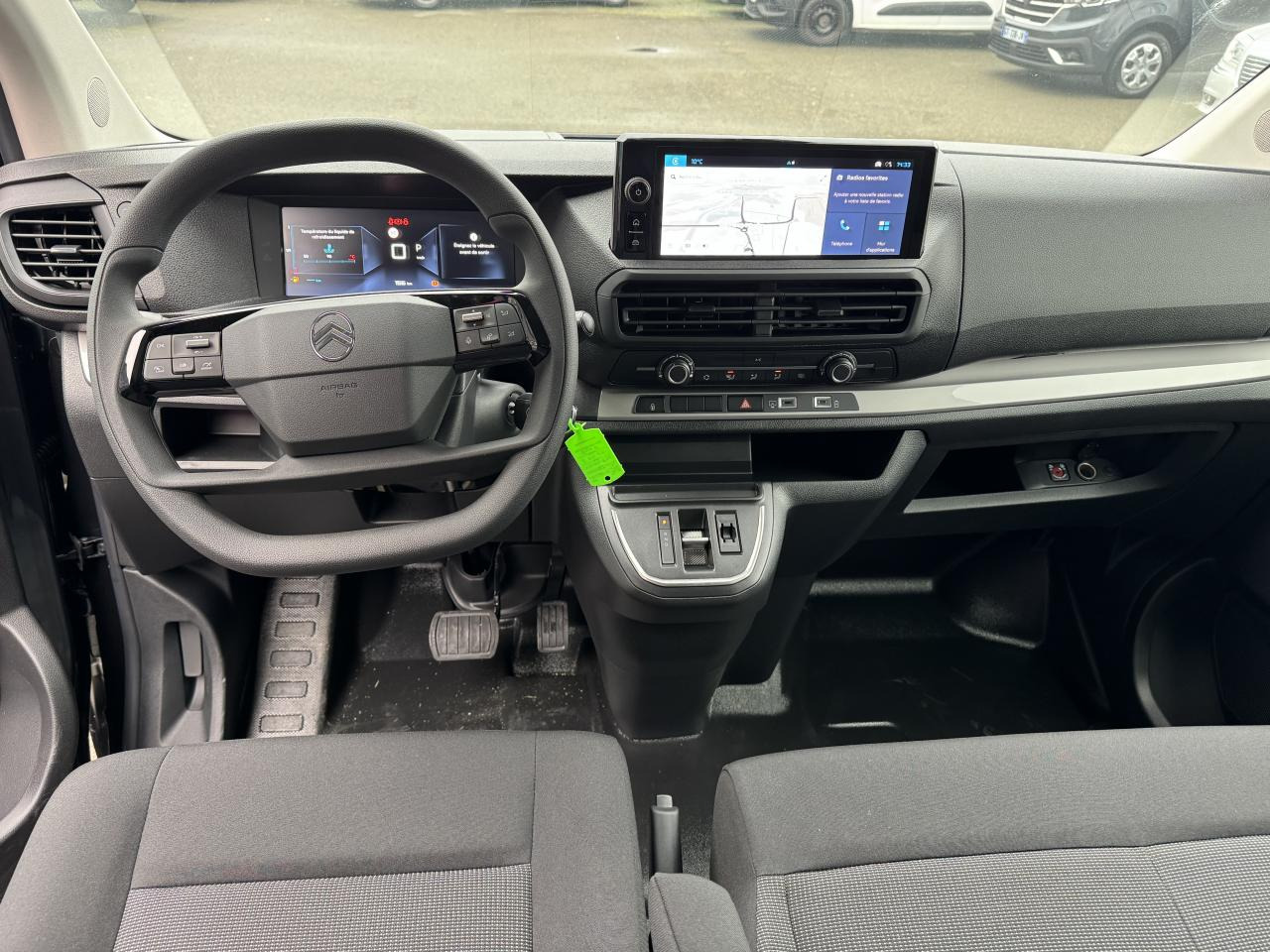 CITROEN Jumpy XL 2.0 BlueHDi - 180 S&S - BV EAT8 III CABINE APPROFONDIE Cabine approfondie Fixe PHASE 2 - Furgão: foto 3 CITROEN Jumpy XL 2.0 BlueHDi - 180 S&S - BV EAT8 III CABINE APPROFONDIE Cabine approfondie Fixe PHASE 2 - Furgão: foto 3
