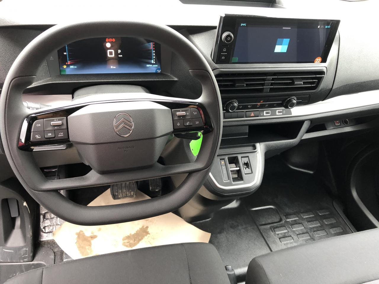 CITROEN jumpy XL 2.0 BLUEHDI 180CH S&S CABINE APPROFONDIE FIXE EAT8 5 PLACES - Furgão: foto 4 CITROEN jumpy XL 2.0 BLUEHDI 180CH S&S CABINE APPROFONDIE FIXE EAT8 5 PLACES - Furgão: foto 4