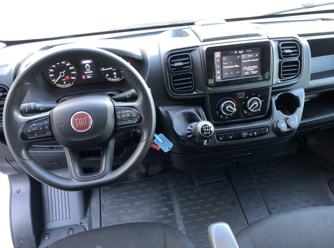 FIAT DUCATO 3T5 CAISSE + HAYON 2.3 MJT 140CH - Carrinha de contentor: foto 5 FIAT DUCATO 3T5 CAISSE + HAYON 2.3 MJT 140CH - Carrinha de contentor: foto 5