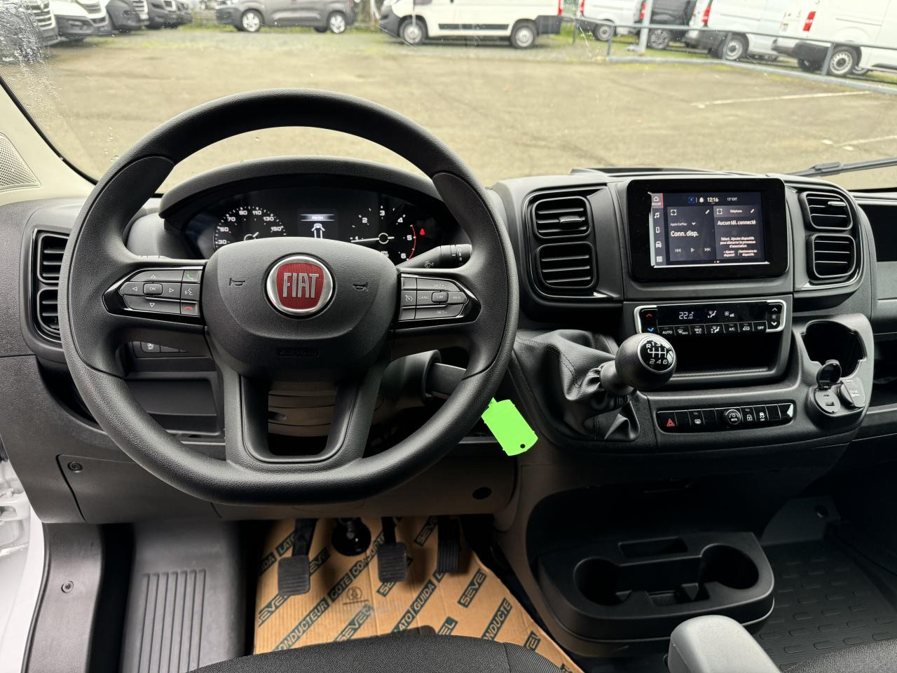 FIAT Ducato Tôlé 3.3 M H2 2.2 - 140 S&S III FOURGON TOLE Fourgon Tôlé 3.3 - Furgão: foto 3 FIAT Ducato Tôlé 3.3 M H2 2.2 - 140 S&S III FOURGON TOLE Fourgon Tôlé 3.3 - Furgão: foto 3