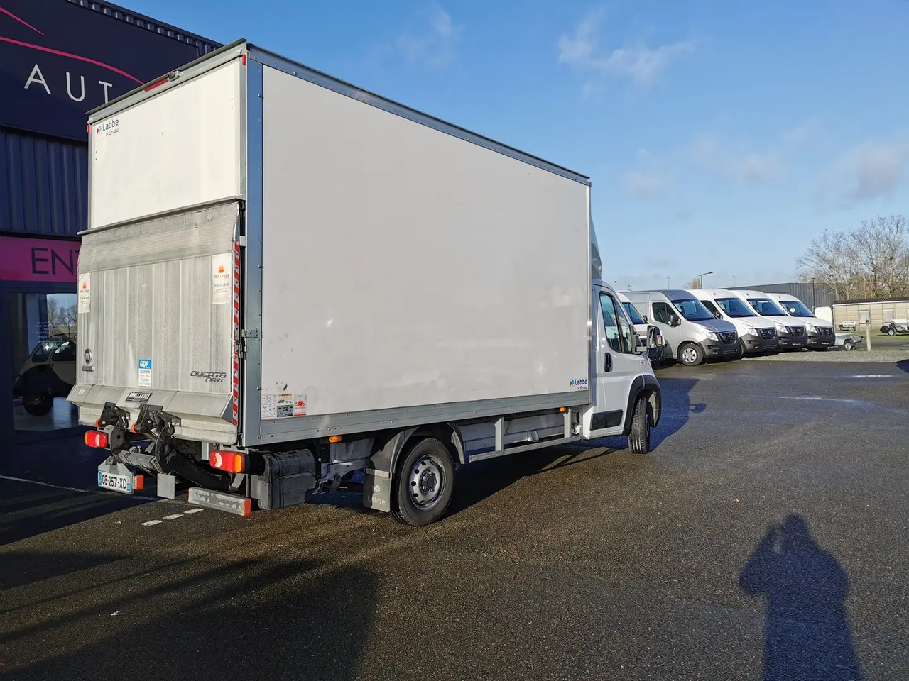 Fiat Ducato 3.5 L H3-POWER 140CH MAXI HEAVY DUTY CAISSE 20M³ + HAYON 750KG + AUVENT PACK PRO - Carrinha de contentor: foto 5 Fiat Ducato 3.5 L H3-POWER 140CH MAXI HEAVY DUTY CAISSE 20M³ + HAYON 750KG + AUVENT PACK PRO - Carrinha de contentor: foto 5