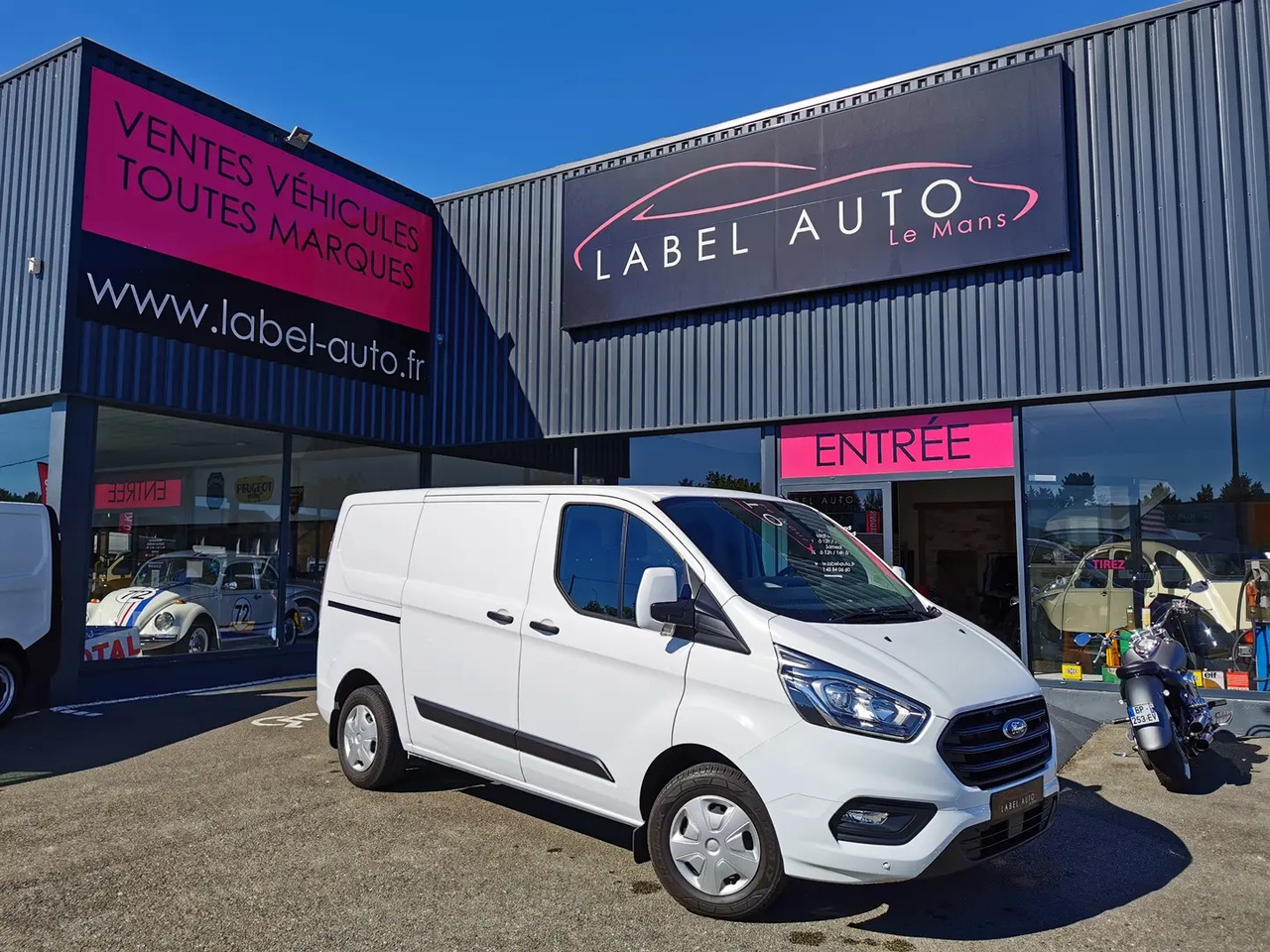 Ford Transit Custom 340 L2H1 2.0 ECOBLUE 130 AMBIENTE 7CV - Furgão: foto 1 Ford Transit Custom 340 L2H1 2.0 ECOBLUE 130 AMBIENTE 7CV - Furgão: foto 1