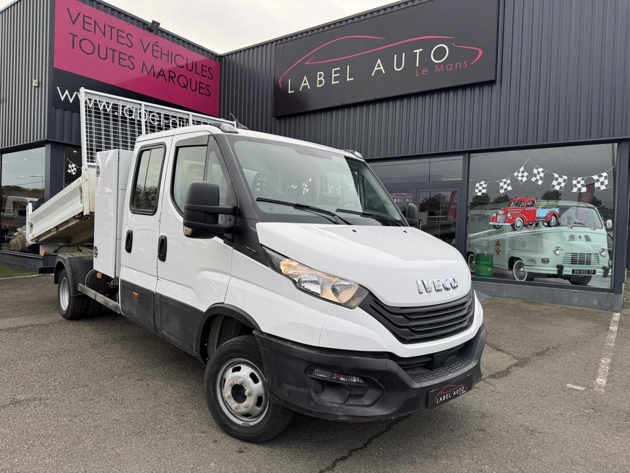 IVECO Daily 35 C 16 D S&S (Quad-Leaf) CHASSIS DOUBLE CABINE 2014 35C/35S CHASSIS CABINE DOUBLE Chassi - Furgão basculante, Carrinha cabine dupla: foto 2 IVECO Daily 35 C 16 D S&S (Quad-Leaf) CHASSIS DOUBLE CABINE 2014 35C/35S CHASSIS CABINE DOUBLE Chassi - Furgão basculante, Carrinha cabine dupla: foto 2