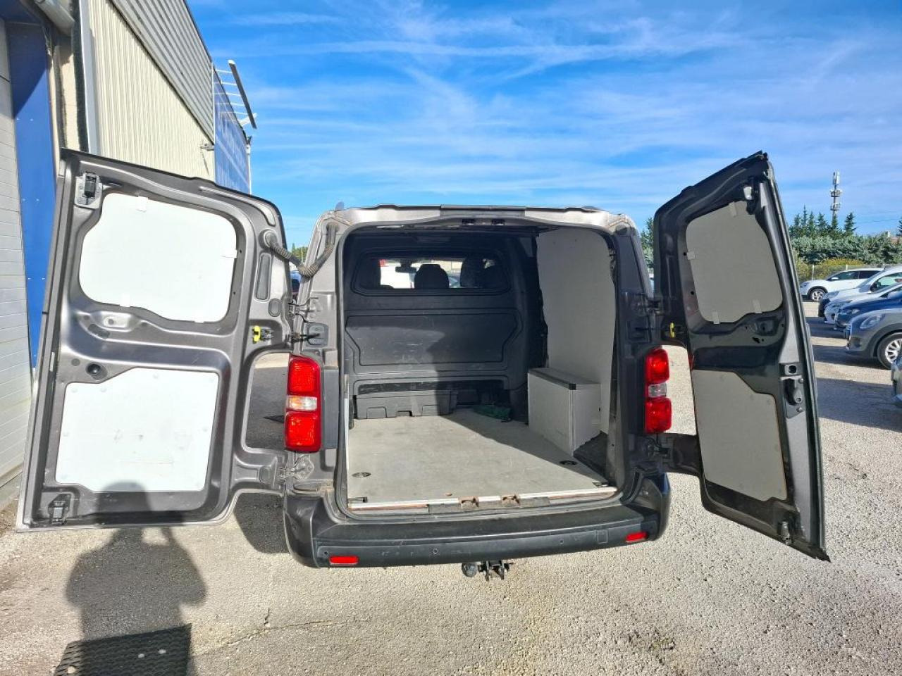 PEUGEOT Expert Standard 2.0 BlueHDi - 180 S&S - BV EAT8 III CABINE APPROFONDIE Fourgon Cabine approfond - Furgão: foto 3 PEUGEOT Expert Standard 2.0 BlueHDi - 180 S&S - BV EAT8 III CABINE APPROFONDIE Fourgon Cabine approfond - Furgão: foto 3