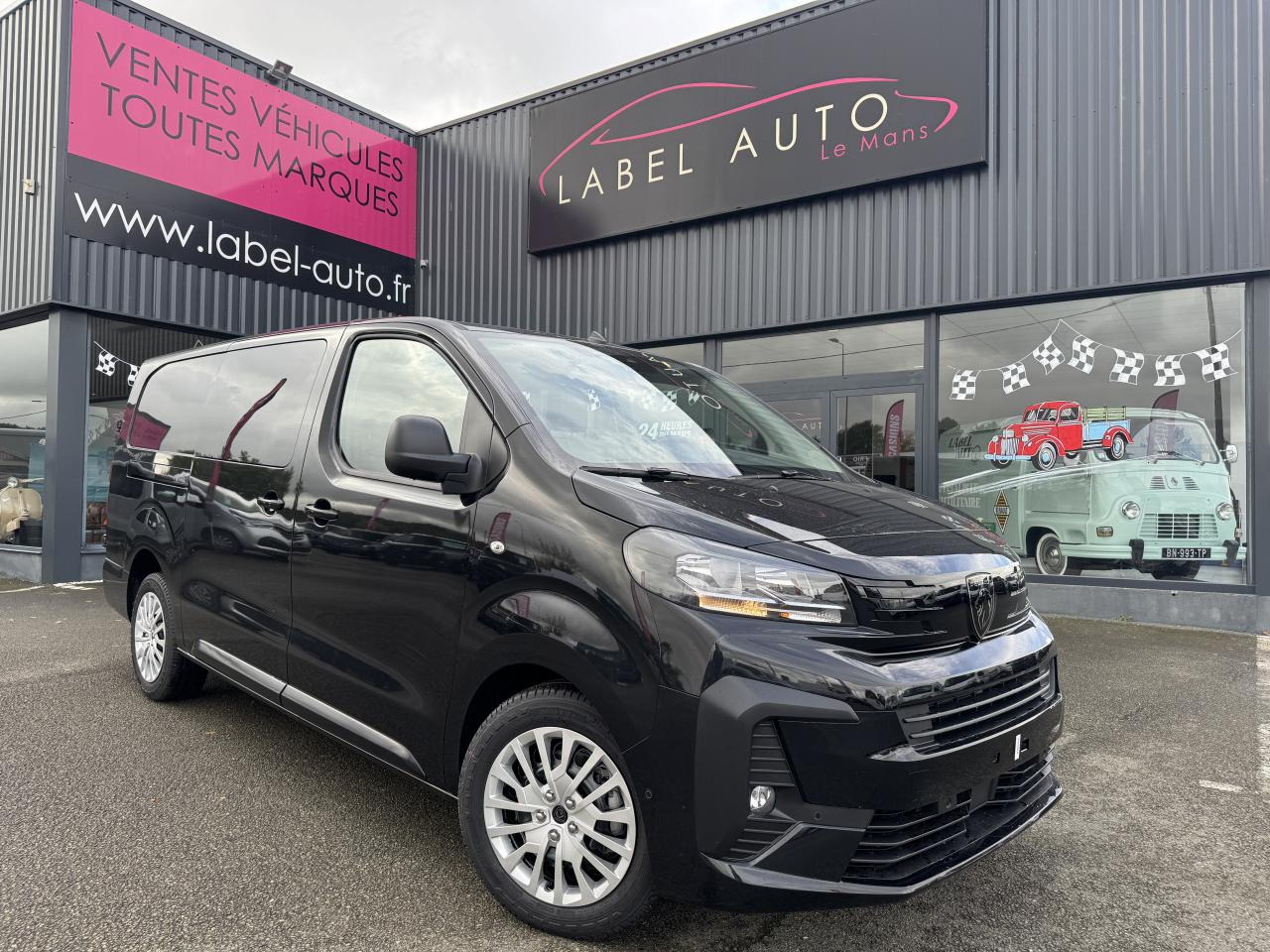 PEUGEOT Expert XL 2.0 BlueHDi - 180 S&S - BV EAT8 III CABINE APPROFONDIE Fourgon Cabine approfondie Fix - Furgão: foto 1 PEUGEOT Expert XL 2.0 BlueHDi - 180 S&S - BV EAT8 III CABINE APPROFONDIE Fourgon Cabine approfondie Fix - Furgão: foto 1