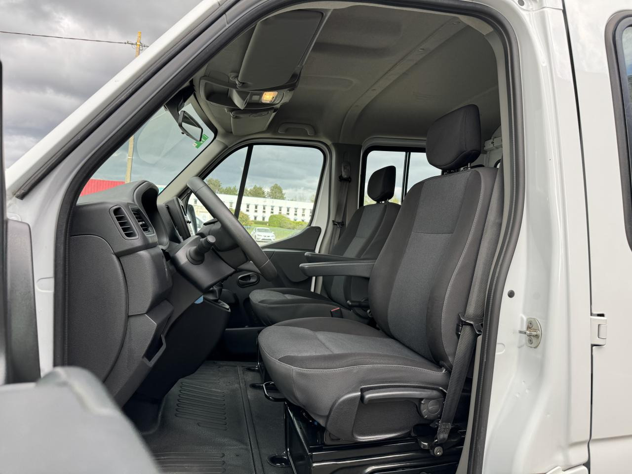 RENAULT Master Confort R3500RJ L4 2.3 dCi - 130 III CHASSIS DOUBLE CABINE Châssis Double Cabine L4 Pr - Furgão basculante, Carrinha cabine dupla: foto 4 RENAULT Master Confort R3500RJ L4 2.3 dCi - 130 III CHASSIS DOUBLE CABINE Châssis Double Cabine L4 Pr - Furgão basculante, Carrinha cabine dupla: foto 4