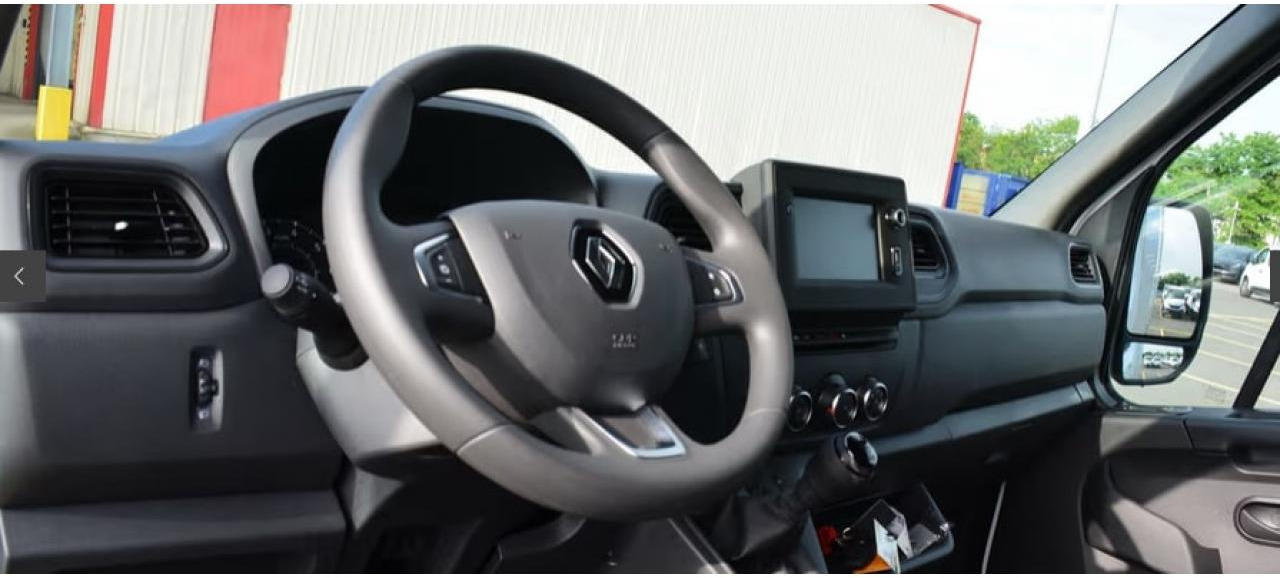 RENAULT Master Confort R3500RJ L4 2.3 dCi - 165 III TRANSPORTS SPECIFIQUES GRAND VOLUME Grand Volume 20m3 P - Carrinha de contentor: foto 4 RENAULT Master Confort R3500RJ L4 2.3 dCi - 165 III TRANSPORTS SPECIFIQUES GRAND VOLUME Grand Volume 20m3 P - Carrinha de contentor: foto 4