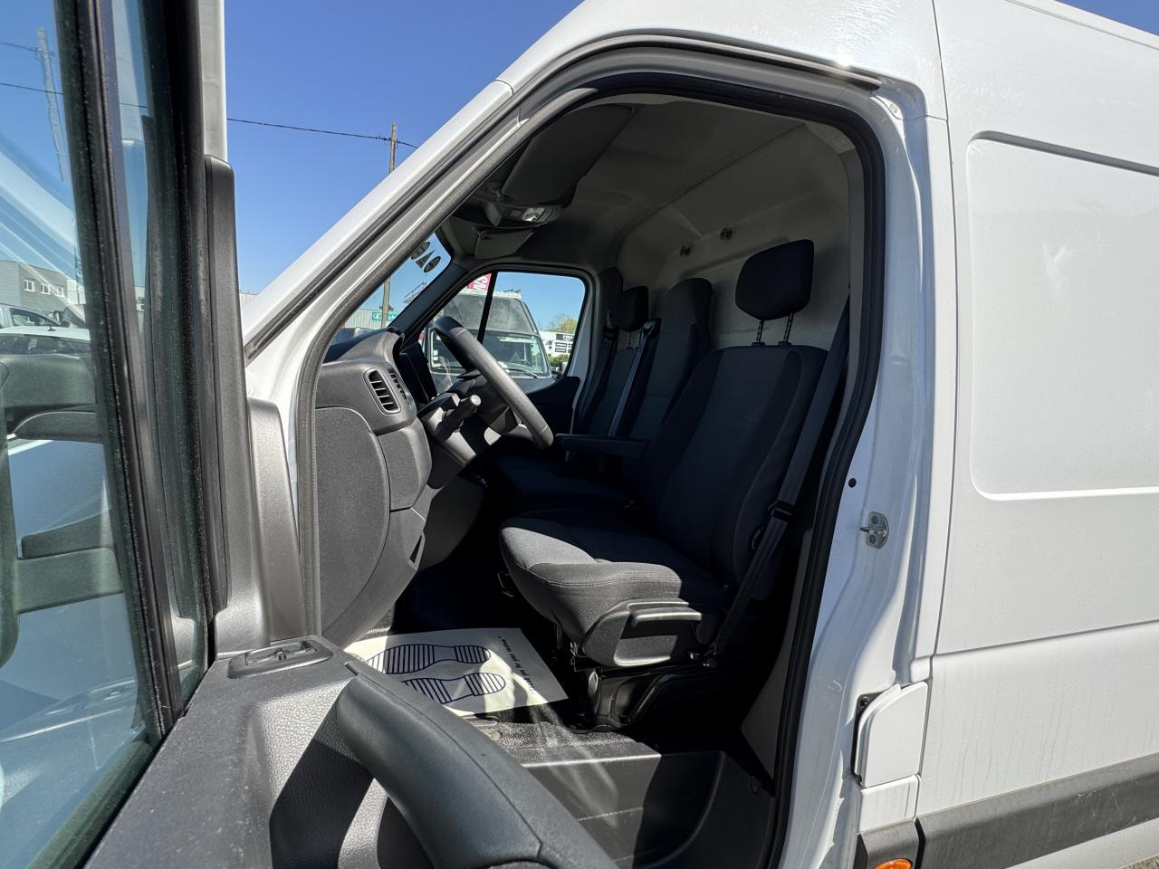 RENAULT Master Grand Confort F3500 L3H2 2.3 Blue dCi 135 ch Fourgon - Furgão: foto 5 RENAULT Master Grand Confort F3500 L3H2 2.3 Blue dCi 135 ch Fourgon - Furgão: foto 5