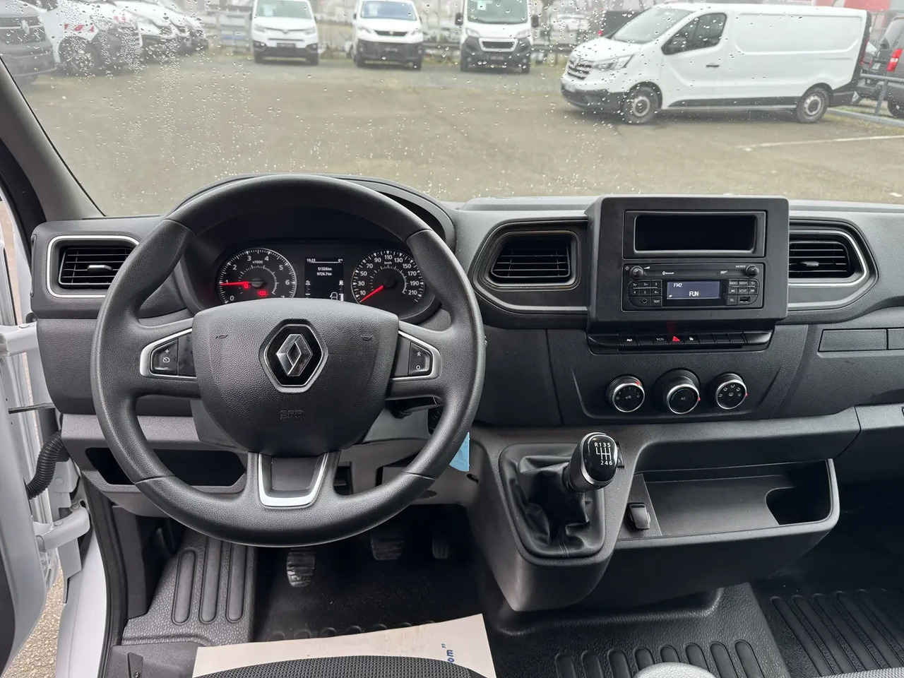 Renault MASTER III GRD VOL R3500RJ L4 2.3 DCI 145CH ENERGY 20M3 CONFORT EUROVI - Automóvel: foto 4 Renault MASTER III GRD VOL R3500RJ L4 2.3 DCI 145CH ENERGY 20M3 CONFORT EUROVI - Automóvel: foto 4