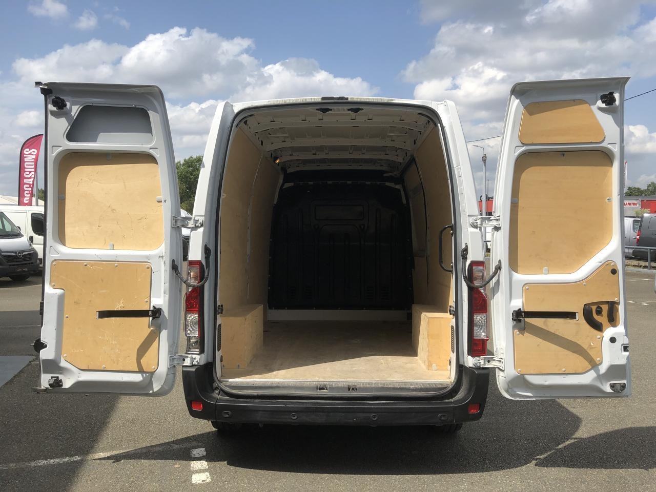 Renault Master F3300 L2H2 2.3 BLUE DCI 135CH GRAND CONFORT EURO6 - Furgão: foto 2 Renault Master F3300 L2H2 2.3 BLUE DCI 135CH GRAND CONFORT EURO6 - Furgão: foto 2