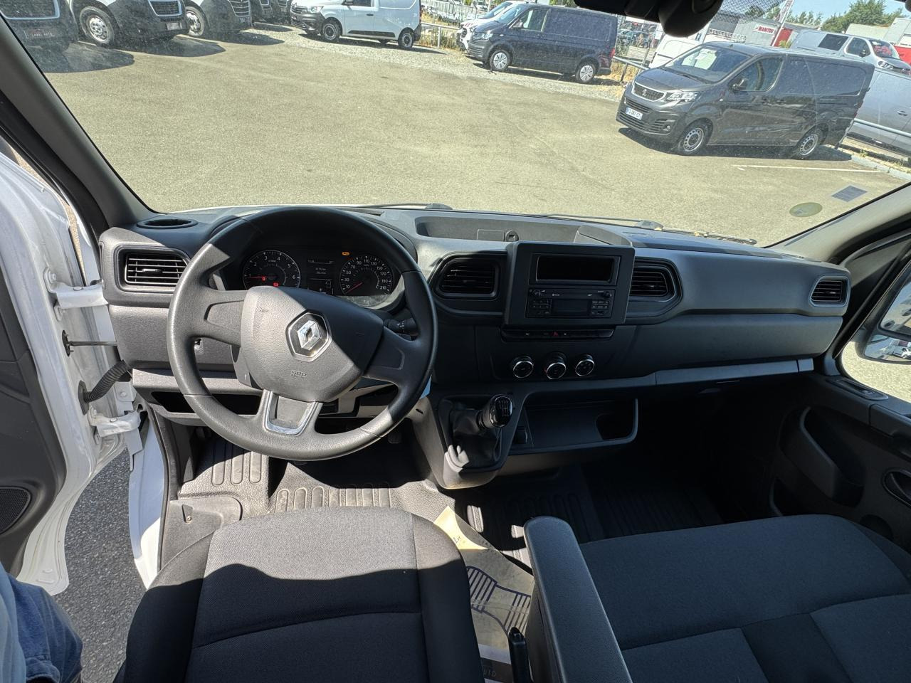 Renault Master F3500 L3H2 2.3 DCI 135CH CONFORT EURO6 - Furgão: foto 3 Renault Master F3500 L3H2 2.3 DCI 135CH CONFORT EURO6 - Furgão: foto 3