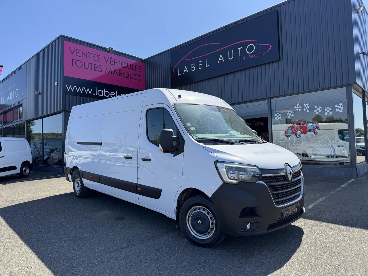 Renault Master F3500 L3H2 2.3 DCI 135CH CONFORT EURO6 - Furgão: foto 1 Renault Master F3500 L3H2 2.3 DCI 135CH CONFORT EURO6 - Furgão: foto 1