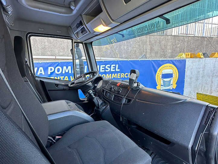 IVECO EUROCARGO 120E25 - Caminhão chassi: foto 2 IVECO EUROCARGO 120E25 - Caminhão chassi: foto 2