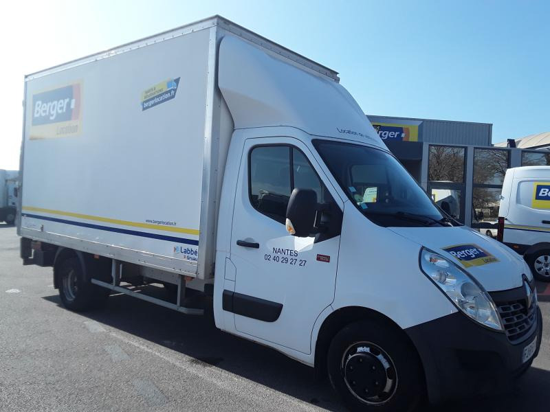 RENAULT MASTER 130CV 20m3 - Carrinha de contentor: foto 2 RENAULT MASTER 130CV 20m3 - Carrinha de contentor: foto 2