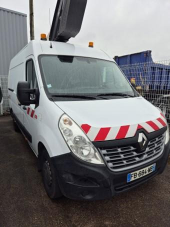 Renault Master Fourgon L2H2 130 cv Nacelle KLUBB K32 - Caminhão com plataforma aérea: foto 1 Renault Master Fourgon L2H2 130 cv Nacelle KLUBB K32 - Caminhão com plataforma aérea: foto 1