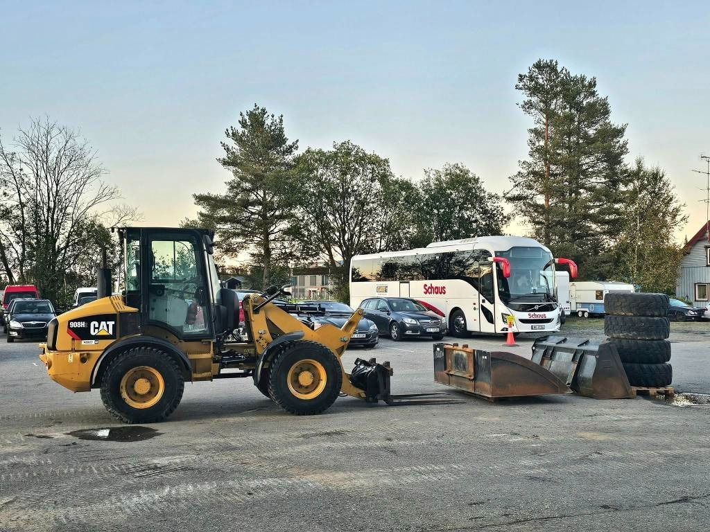 Carregadeira de rodas CAT 908 H 2: foto 6 Carregadeira de rodas CAT 908 H 2: foto 6