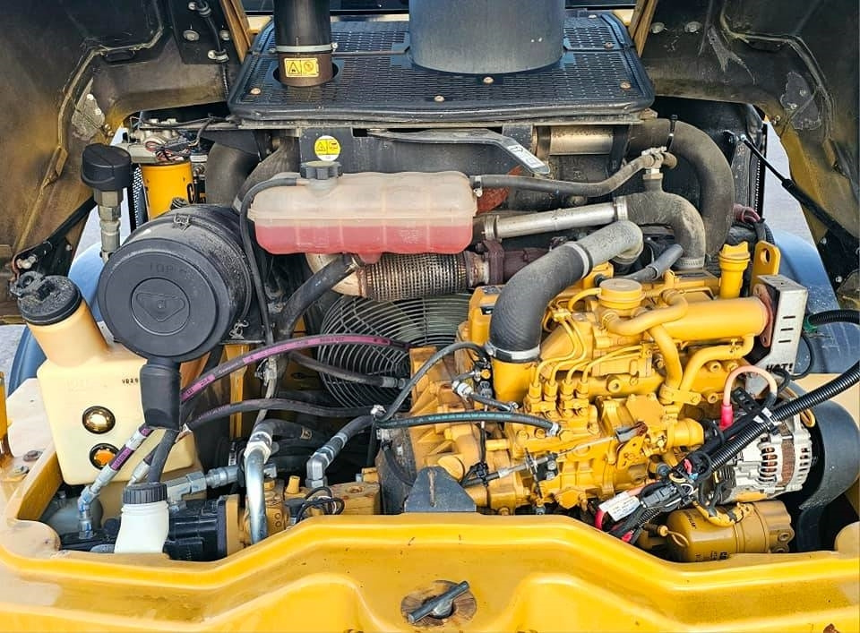 Carregadeira de rodas CAT 908 H 2: foto 29 Carregadeira de rodas CAT 908 H 2: foto 29