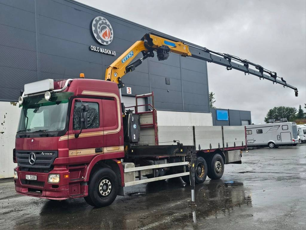 Mercedes-Benz Actros 2544  - Caminhão grua: foto 1 Mercedes-Benz Actros 2544  - Caminhão grua: foto 1