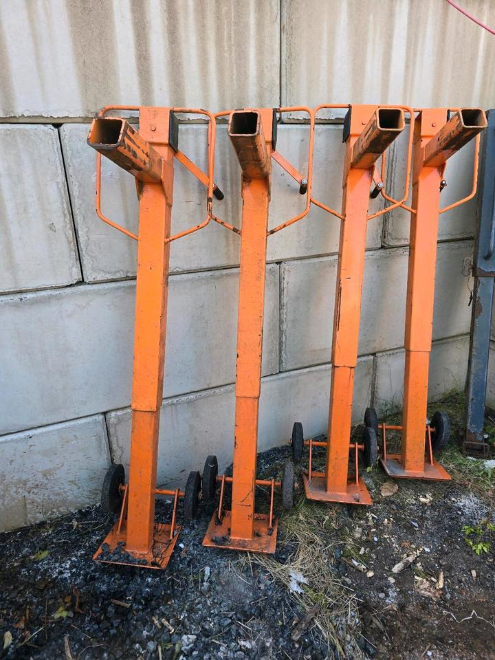 4x Stützen für Salzstreuer Container Wohnkabine Schmidt Epoke Gmeiner Salzsilo Streuautomat Winterdienst - Espalhador de areia/ Sal: foto 1 4x Stützen für Salzstreuer Container Wohnkabine Schmidt Epoke Gmeiner Salzsilo Streuautomat Winterdienst - Espalhador de areia/ Sal: foto 1